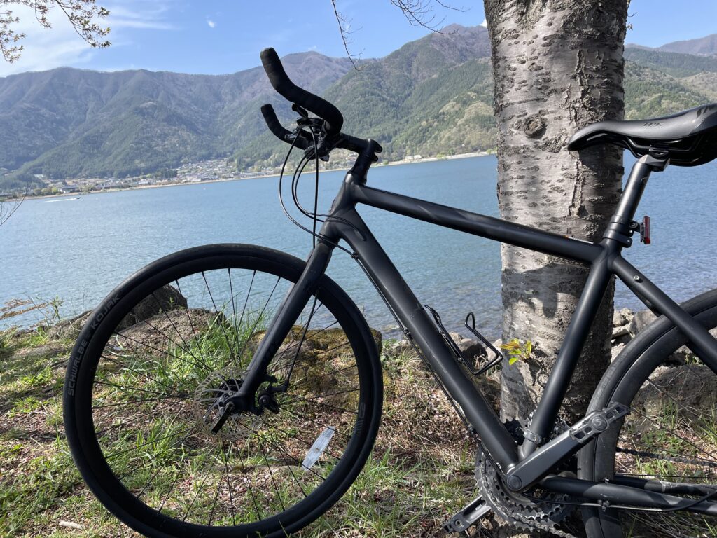cycling in Lake kawaguchi
