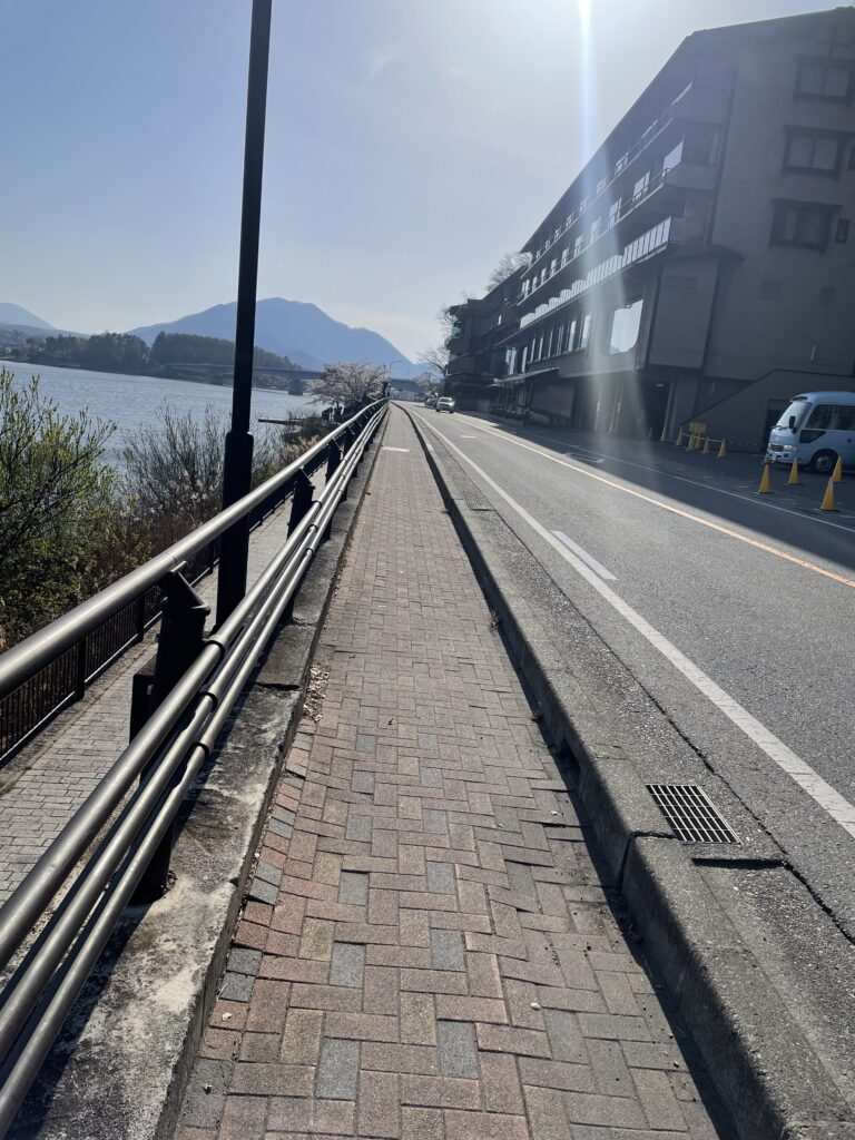 cycling road in lake Kawaguchi nice view