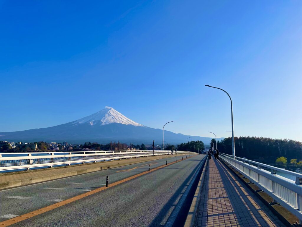 Lake Kawaguchi Bridge