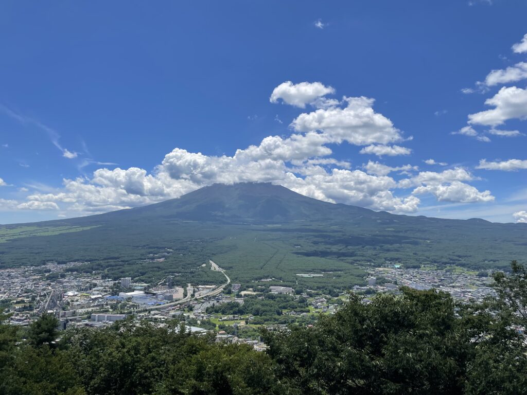 Mount Fuji photographed from the top of Mount Kachikachi